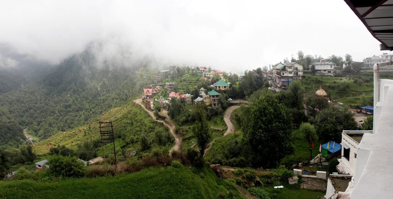 Divyansh Hotel Dharamshala Exterior foto